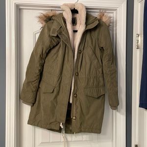 Like new green utility but warm faux fur inside material from Abercrombie